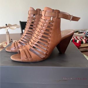 Vince Camuto Leather heels